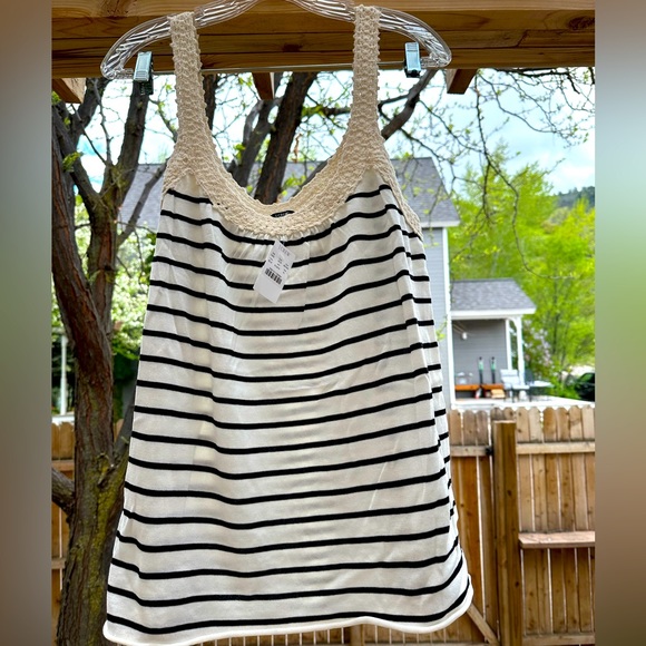 J. Crew NWT Cotton Blue Cream Striped Crocheted Sleeveless Top Blouse XL - Picture 3 of 16
